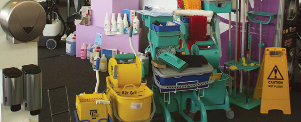 Cum curățăm, întreținem și păstrăm o pardoseală din lemn