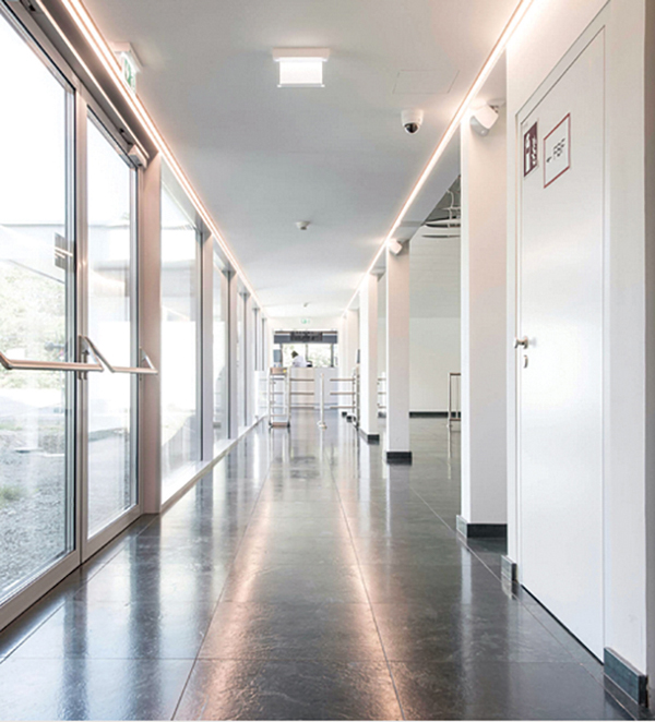 Turn Observator Donauturm Viena