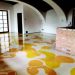 Pardoseală epoxidică decorativă Murexin într-o cameră cu arhitectură tradițională